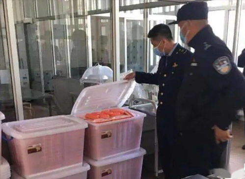 富锦市公安局联合西安连城检测技术公司强化校园食品安全监督检查